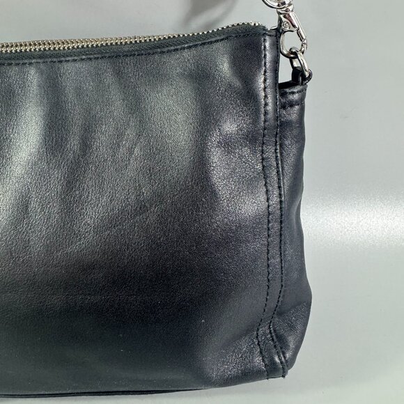 Lo & Sons Pearl Black Leather Crossbody Bag - Picture 9 of 14